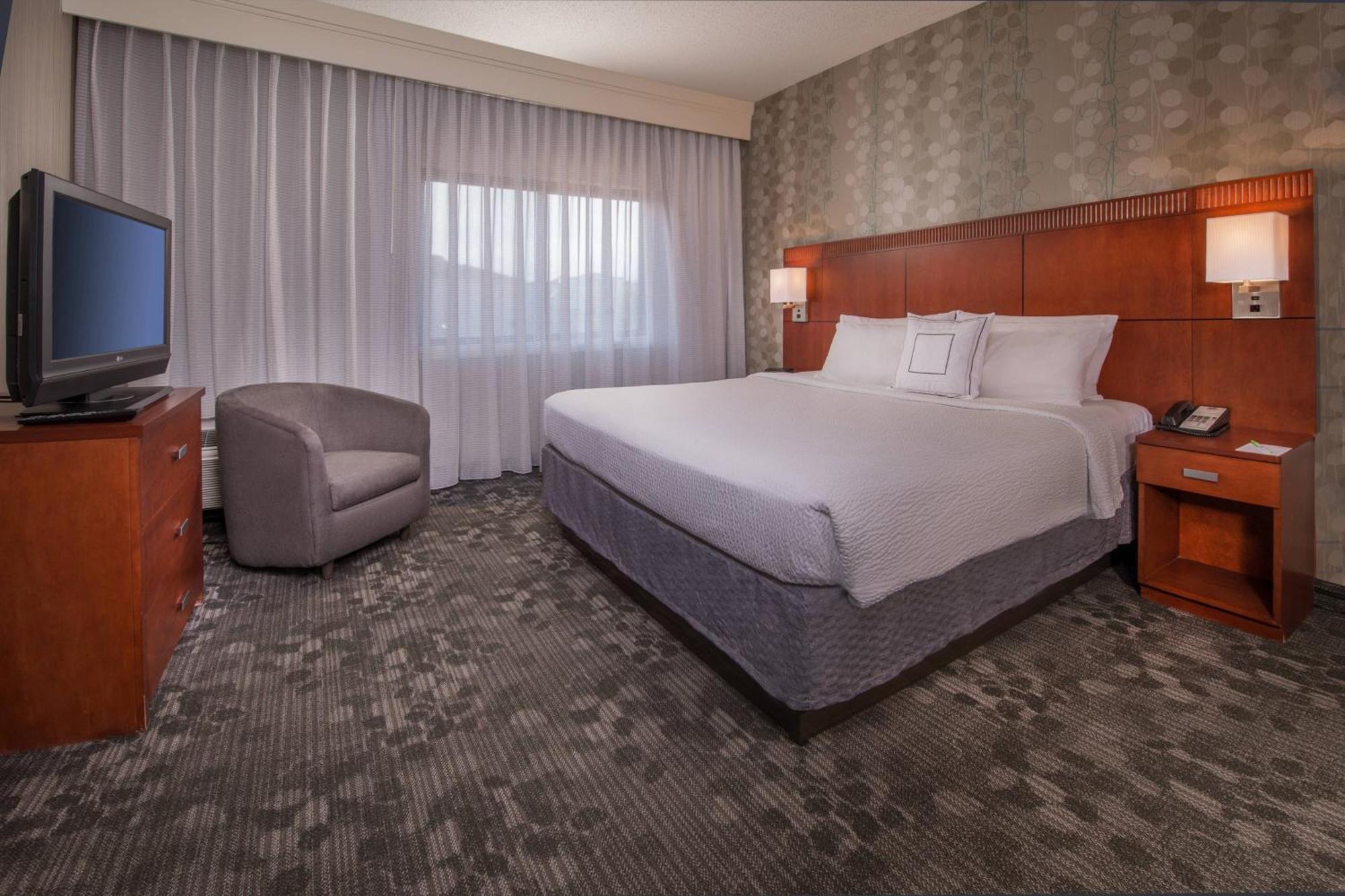 Courtyard By Marriott Dulles Airport Chantilly Exterior foto