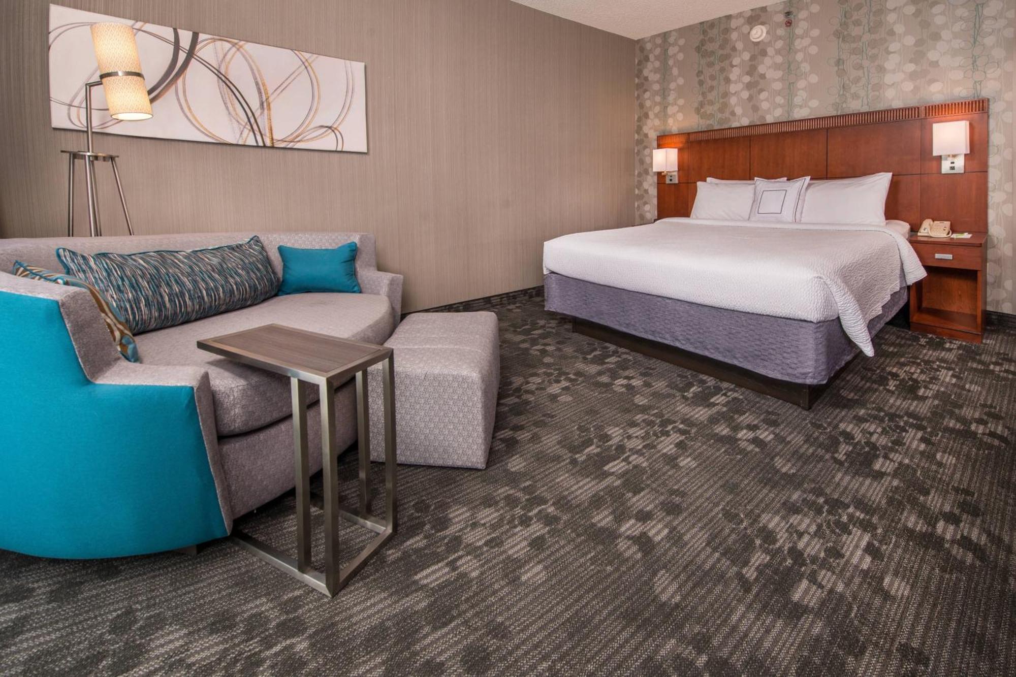 Courtyard By Marriott Dulles Airport Chantilly Exterior foto