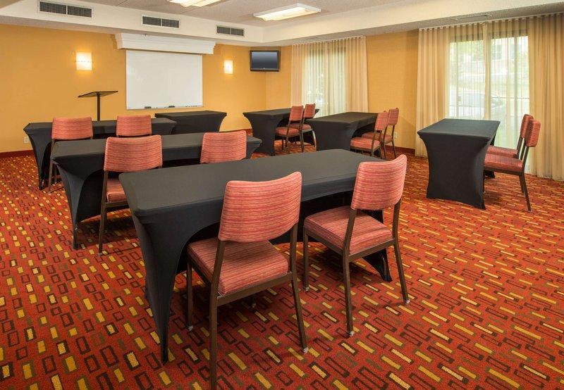 Courtyard By Marriott Dulles Airport Chantilly Exterior foto